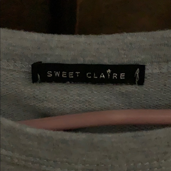 Sweatshirt - Picture 2 of 3